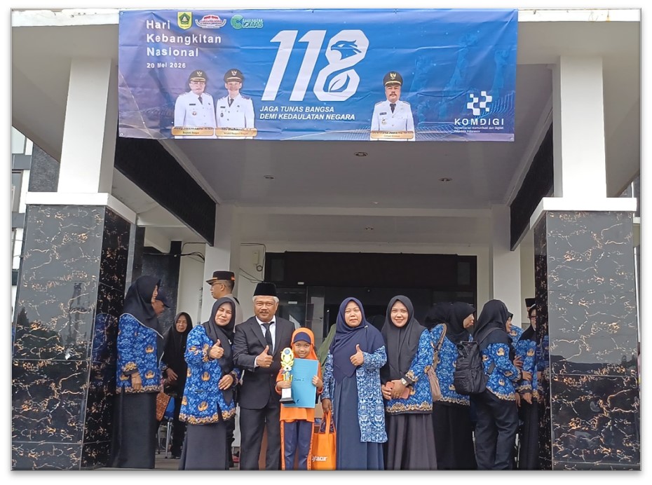 SIT Bina Cendekia Mandiri Entrepreneur’s School Ikuti Upacara Kebangkitan Nasional 2026 Sekaligus Penerimaan Piala Juara 2 Porseni Senam G7 KAIH